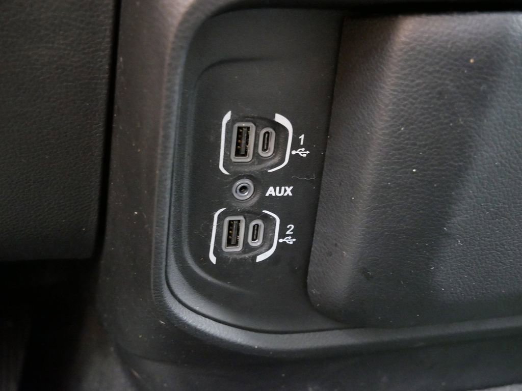 Certified 2022 RAM 1500 Big Horn image 37