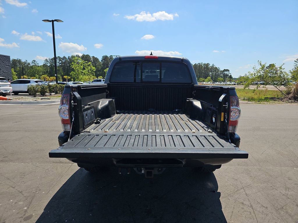Used 2015 Toyota Tacoma PreRunner w/ TRD Sport Package RWD image 16