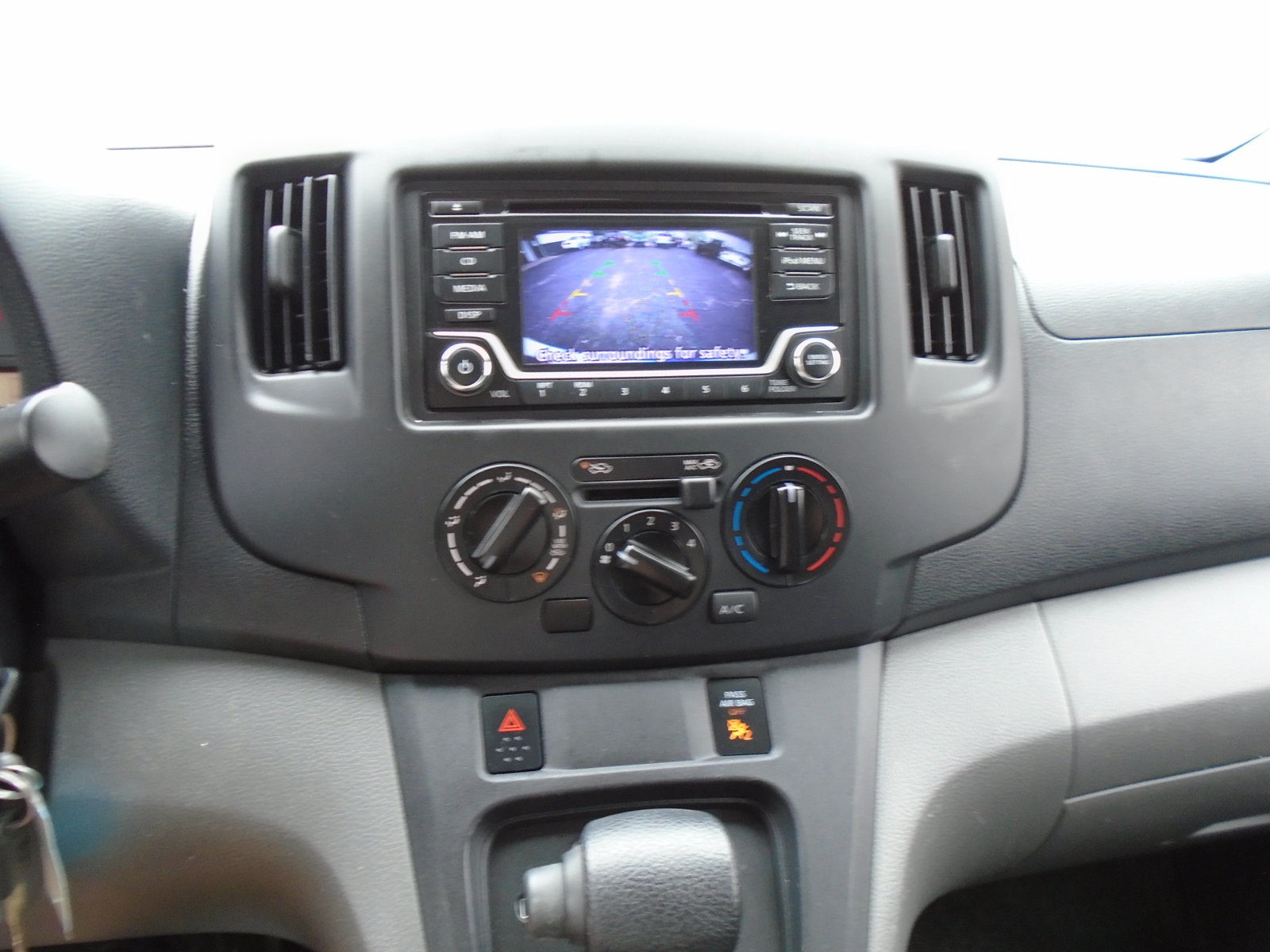 Used 2018 Nissan NV200 S FWD image 15
