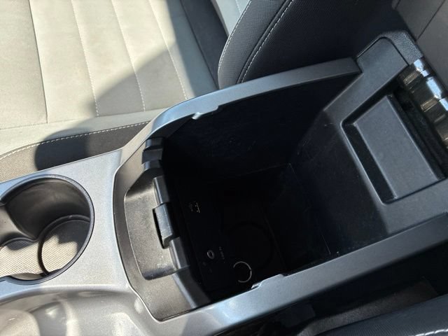 Used 2013 Ford C-MAX SE w/ Winter Pkg FWD image 25