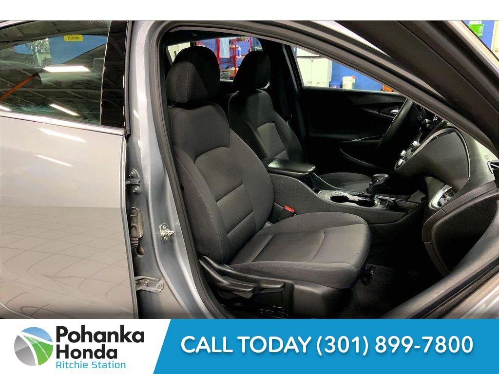 Used 2023 Chevrolet Malibu LT image 6
