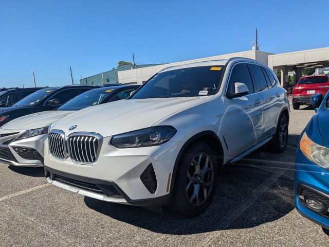 Used 2022 BMW X3 sDrive30i w/ Premium Package 2 RWD image 2