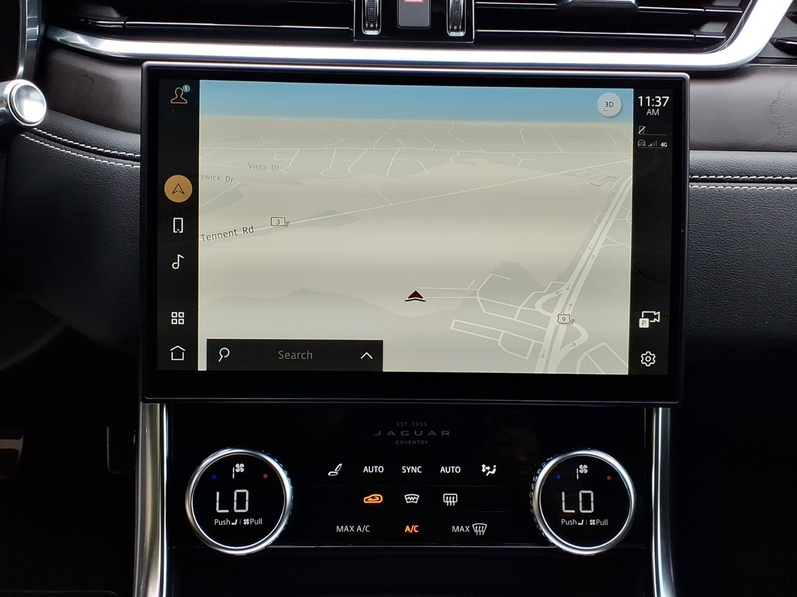 Certified 2022 Jaguar XF R-Dynamic SE AWD/4WD image 12