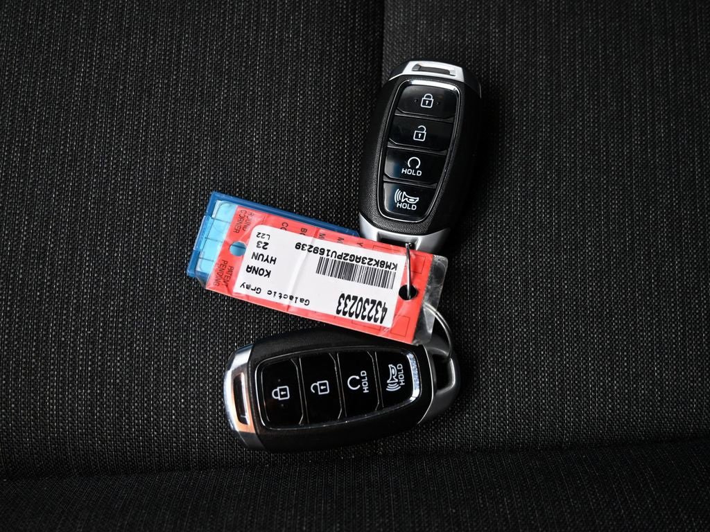 Used 2023 Hyundai Kona SE w/ Cargo Package image 30