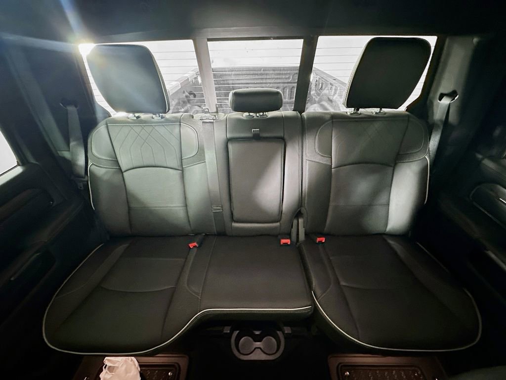 New 2026 RAM 3500 Limited AWD/4WD image 10