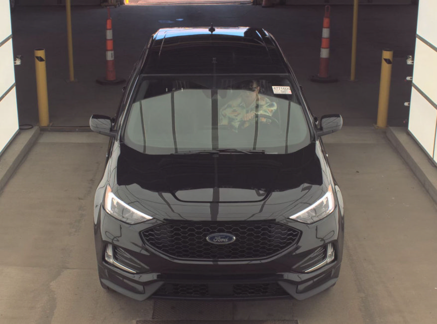 Certified 2024 Ford Edge ST-Line AWD/4WD image 12
