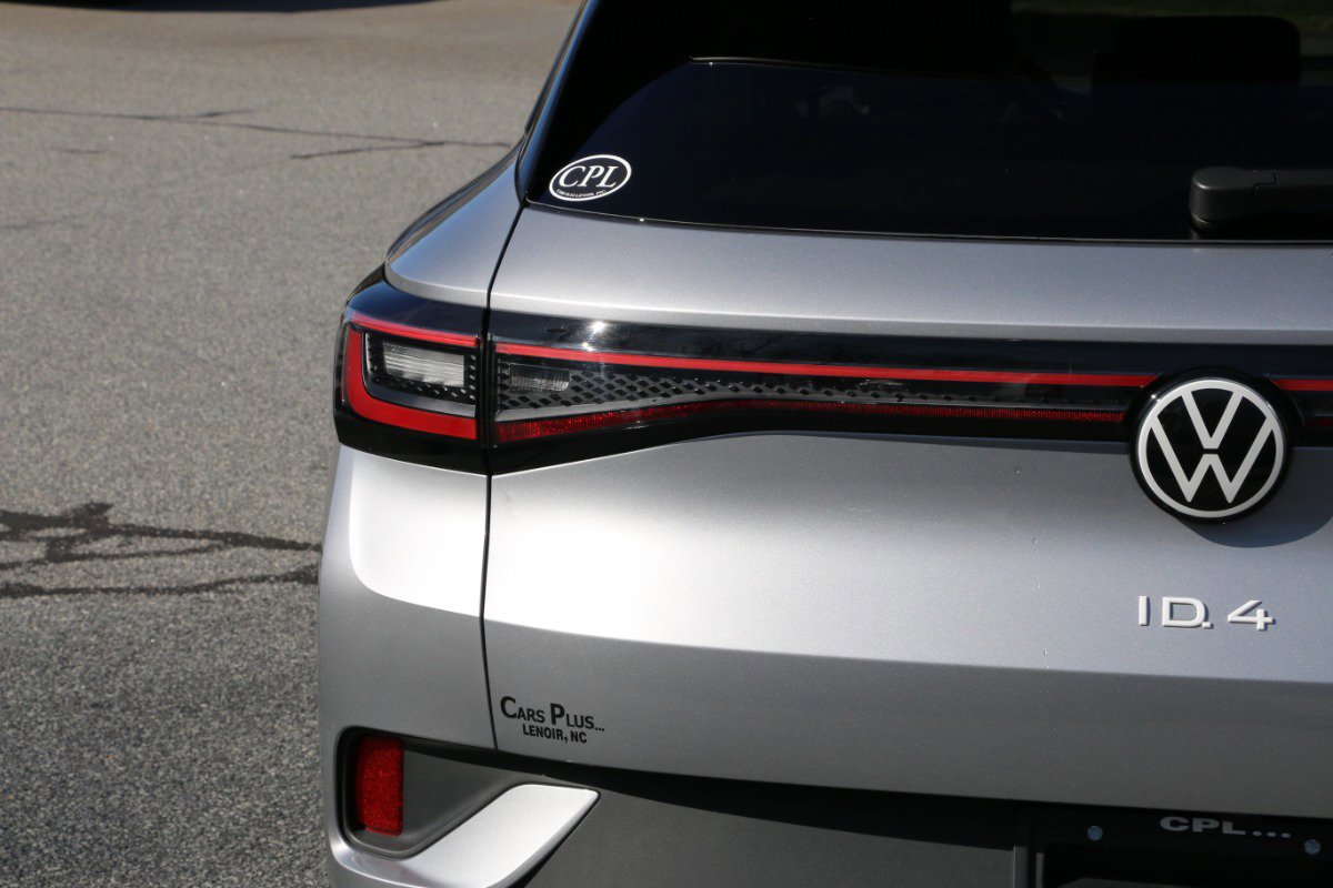 Used 2024 Volkswagen ID.4 Pro S image 6