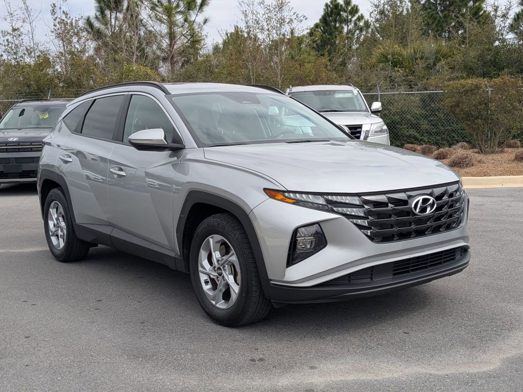 Certified 2022 Hyundai Tucson SEL w/ Cargo Package image 3