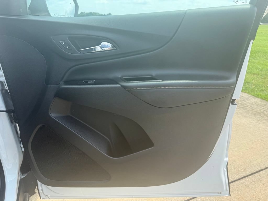 Used 2022 Chevrolet Equinox Premier FWD image 23