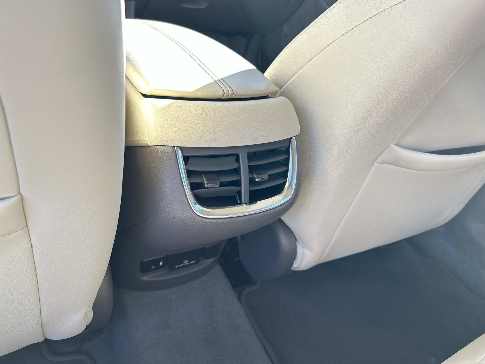 Used 2024 Chevrolet Malibu LT FWD image 19