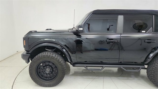 Used 2023 Ford Bronco Outer Banks image 4