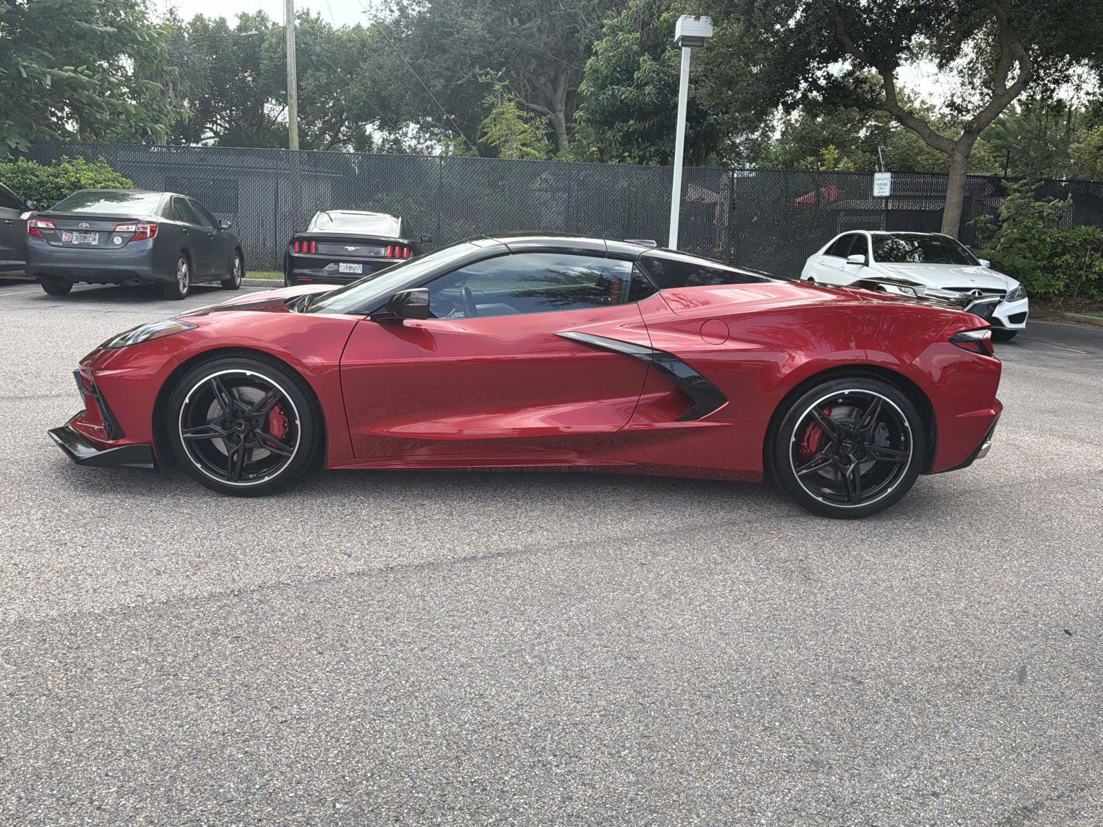 Used 2022 Chevrolet Corvette Stingray Preferred Conv w/ Z51 Performance Package RWD image 7