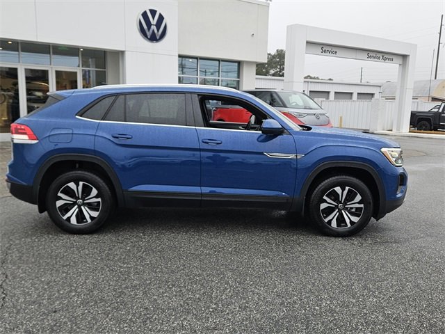 Certified 2025 Volkswagen Atlas Cross Sport SE image 15