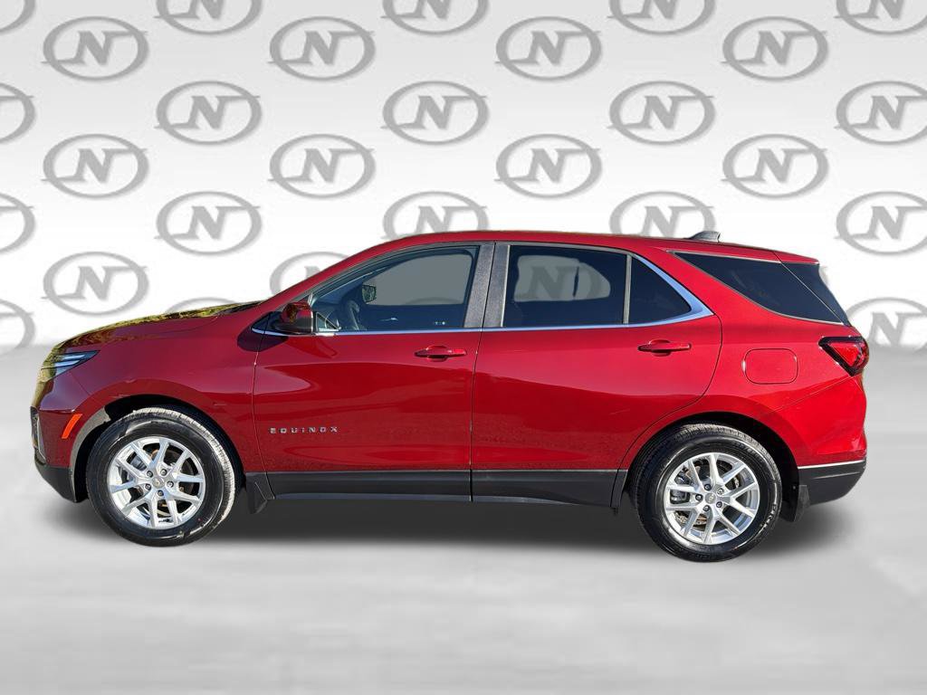 Used 2024 Chevrolet Equinox LT AWD/4WD image 12