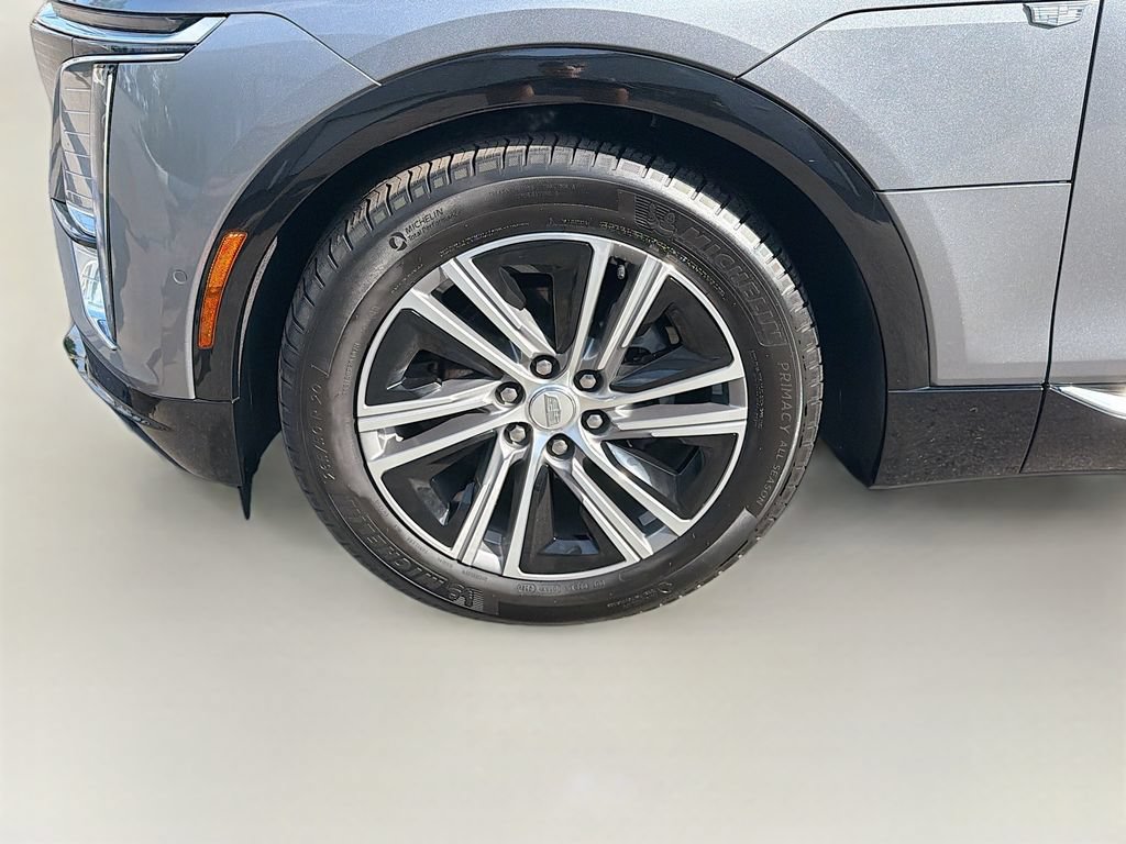 Certified 2023 Cadillac Lyriq 2WD image 43