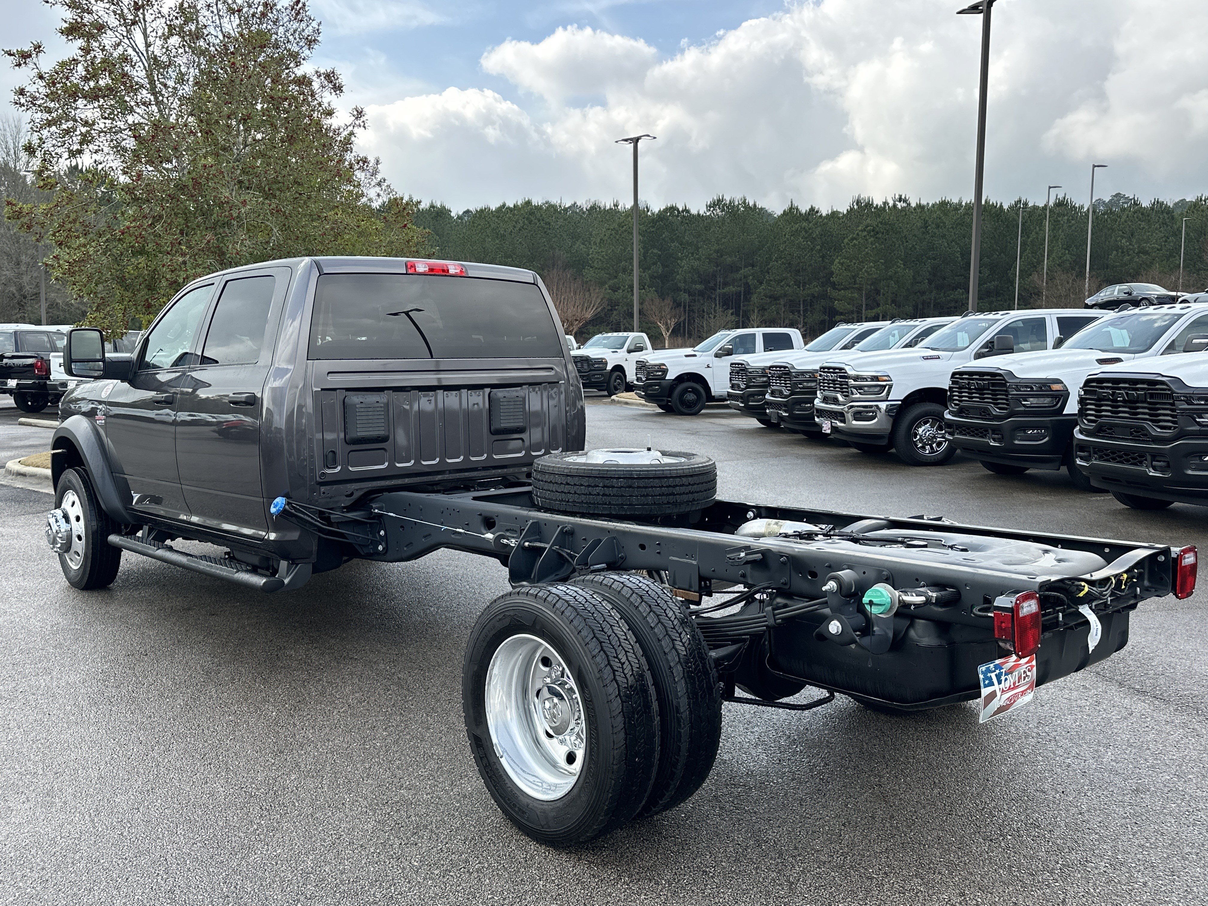 New 2026 RAM 4500 Tradesman w/ Chrome Appearance Group AWD/4WD image 5
