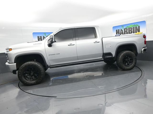 Used 2022 Chevrolet Silverado 2500 High Country w/ Technology Package image 2