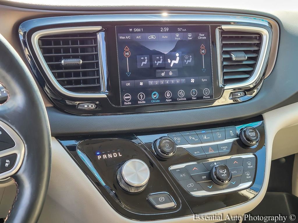 Used 2019 Chrysler Pacifica Touring-L w/ Advanced Safetytec Group image 23