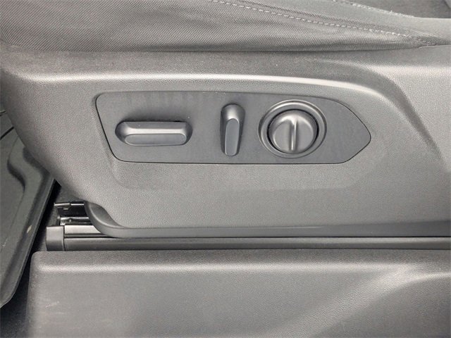 Used 2020 Chevrolet Silverado 1500 RST w/ All-Star Edition image 14