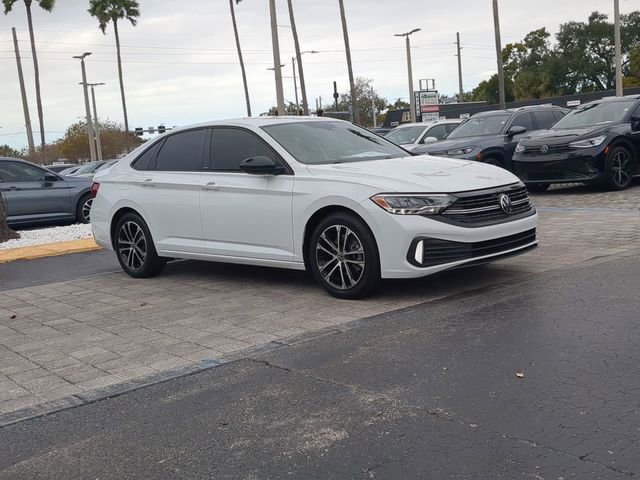 Certified 2023 Volkswagen Jetta Sport image 2