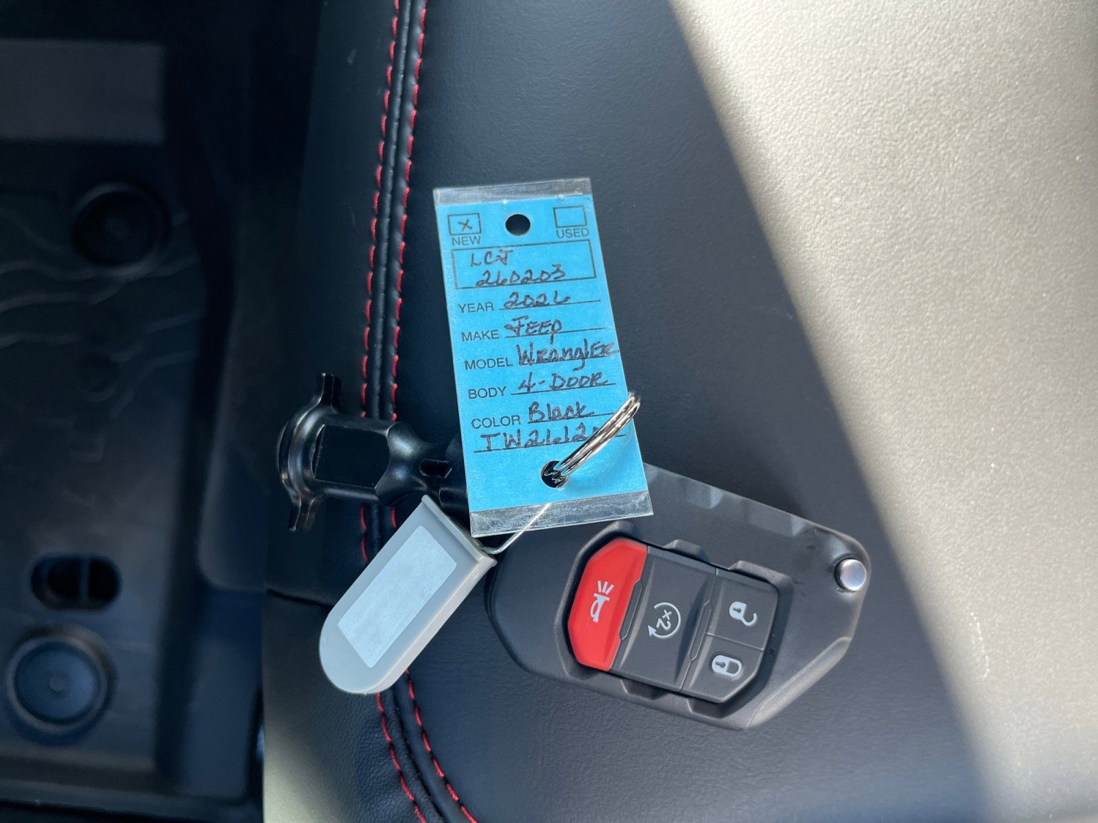 New 2026 Jeep Wrangler Unlimited Rubicon 392 image 32