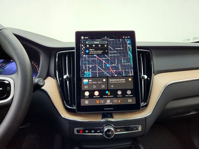 New 2026 Volvo XC60 B5 Plus w/ Climate Package image 23