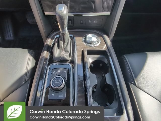 Used 2024 Nissan Armada Platinum w/ Captain's Chairs Package AWD/4WD image 21