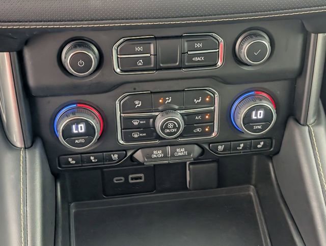 Used 2023 Chevrolet Suburban Premier image 22