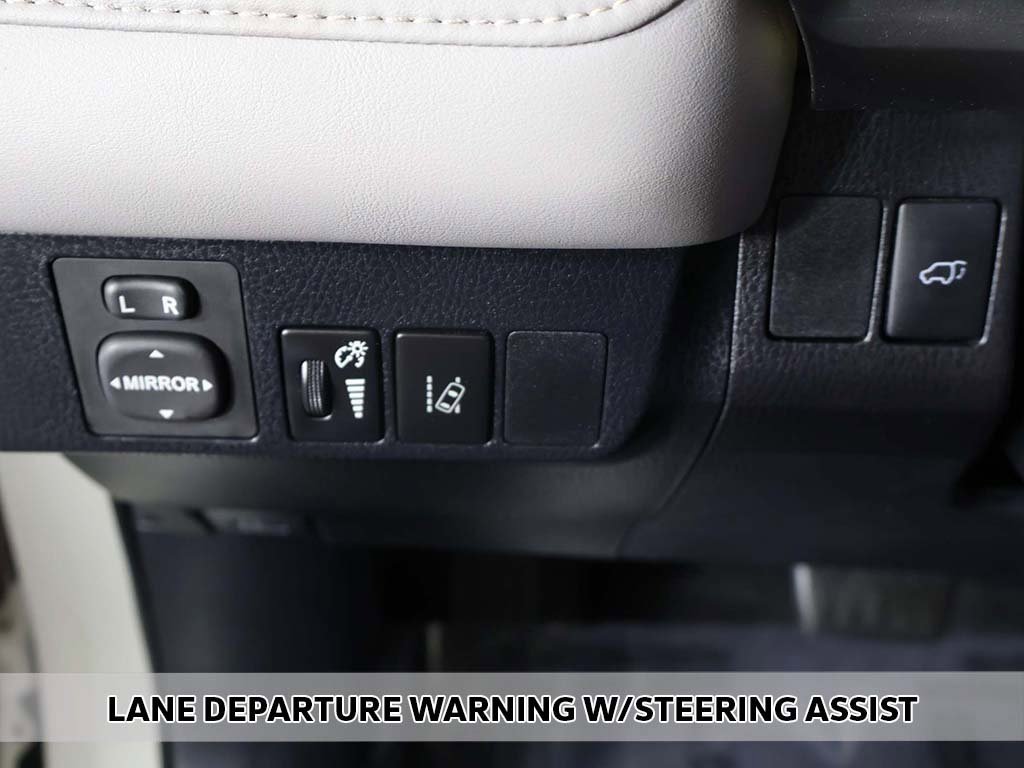 Used 2018 Toyota RAV4 Limited image 7