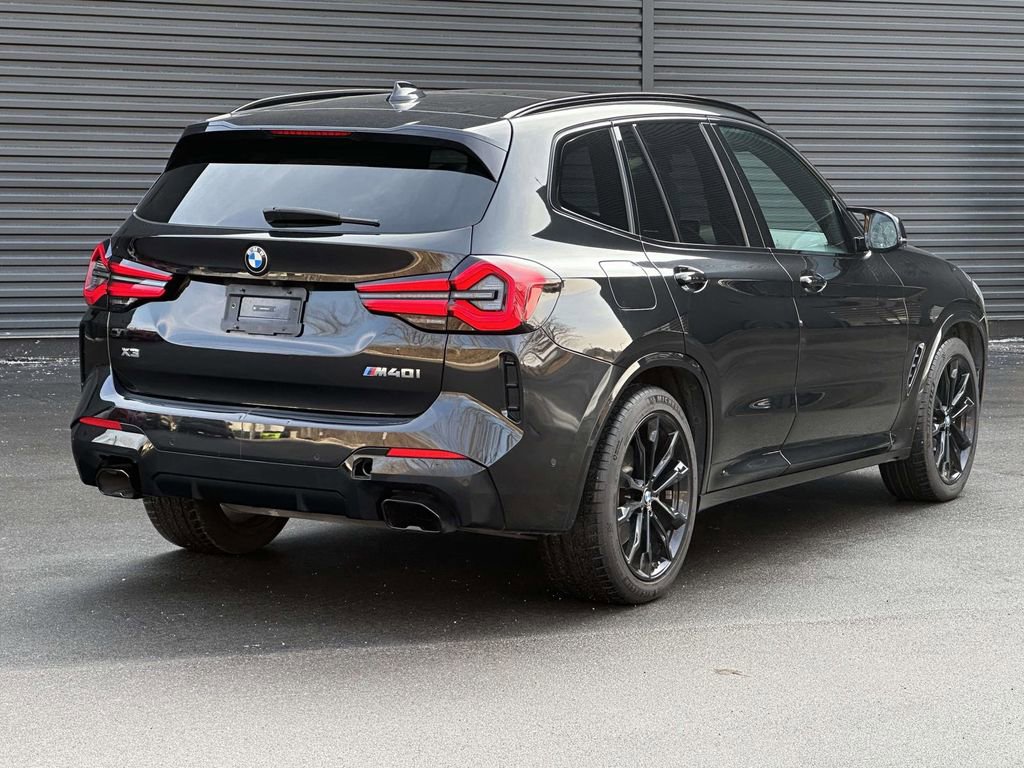 Used 2024 BMW X3 M40i w/ Parking Assistance Package image 5