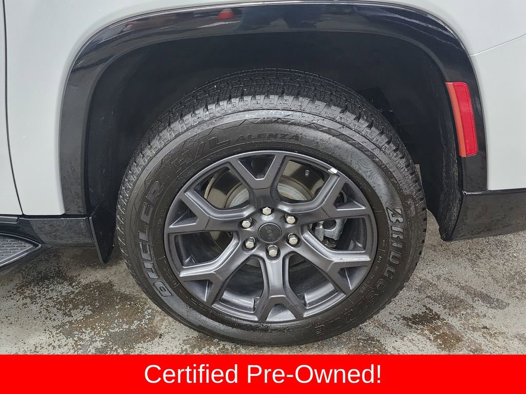 Certified 2026 Jeep Grand Wagoneer L Limited w/ 8-Passenger Seating Package AWD/4WD image 39