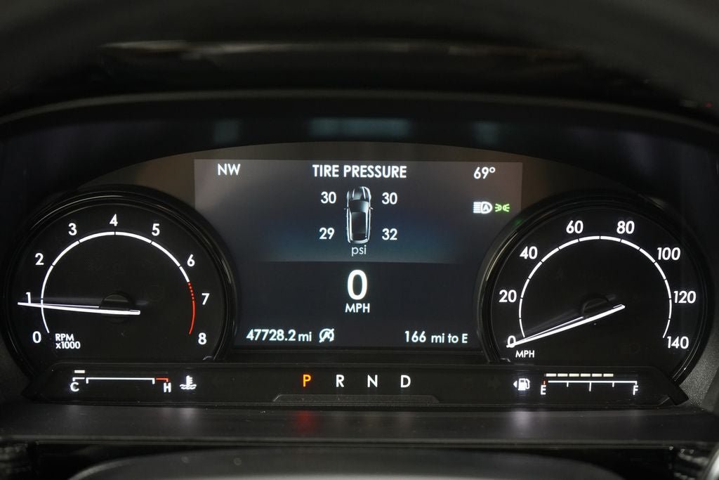 Used 2020 Lincoln Corsair FWD w/ Premium Package image 18