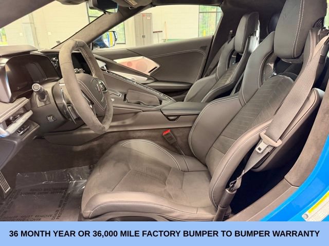 Used 2024 Chevrolet Corvette Stingray Premium Cpe w/ Body-Color Dual Roof Package RWD image 17