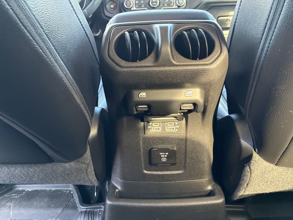 Used 2022 Jeep Wrangler Unlimited Sahara image 23