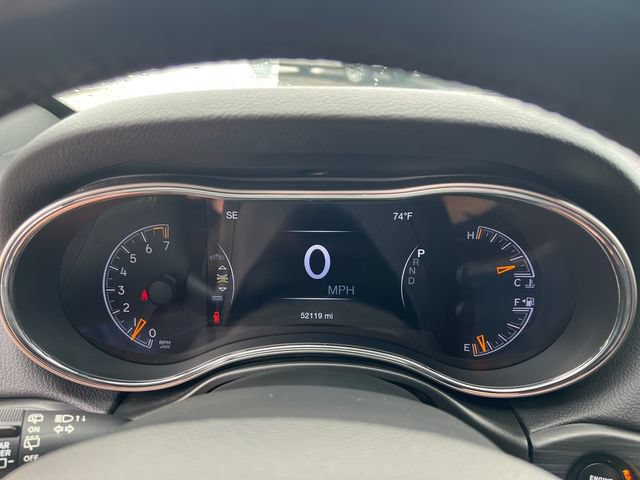 Certified 2022 Jeep Grand Cherokee Laredo X AWD/4WD image 14