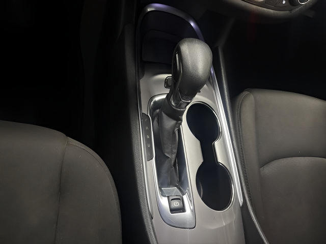Used 2024 Chevrolet Malibu LT FWD image 17