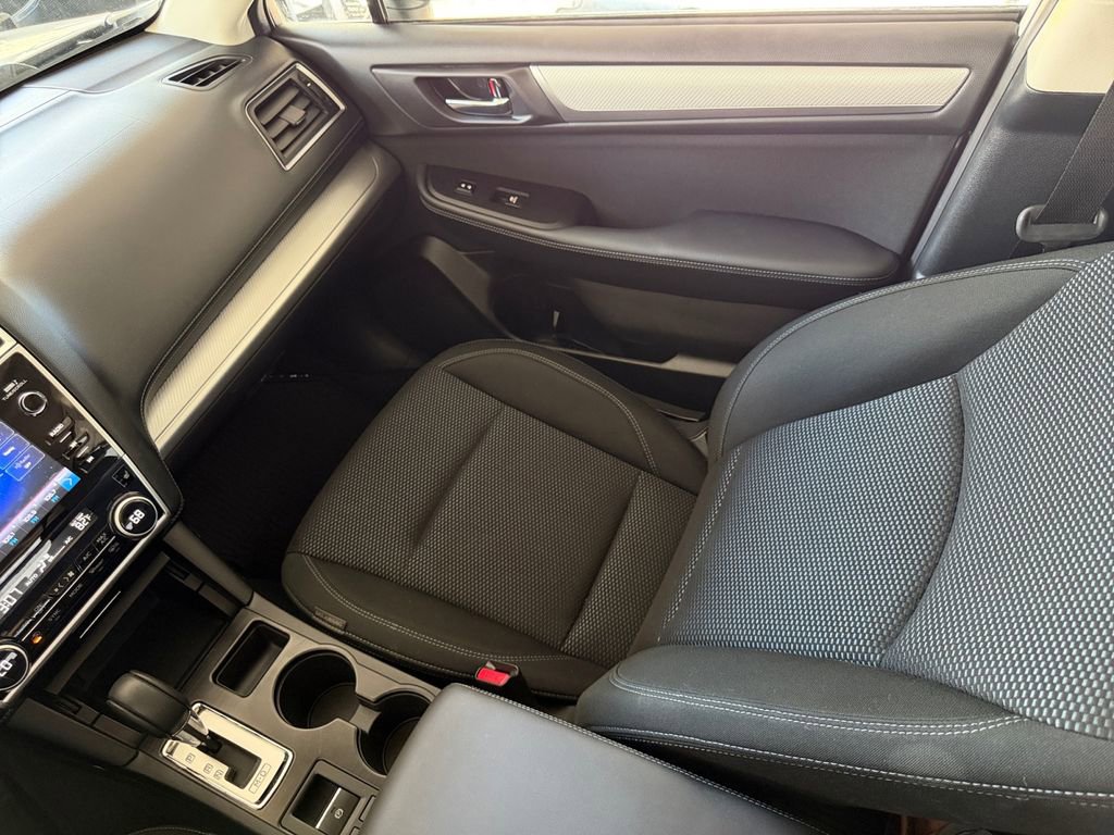Used 2019 Subaru Outback 2.5i Premium AWD/4WD image 37