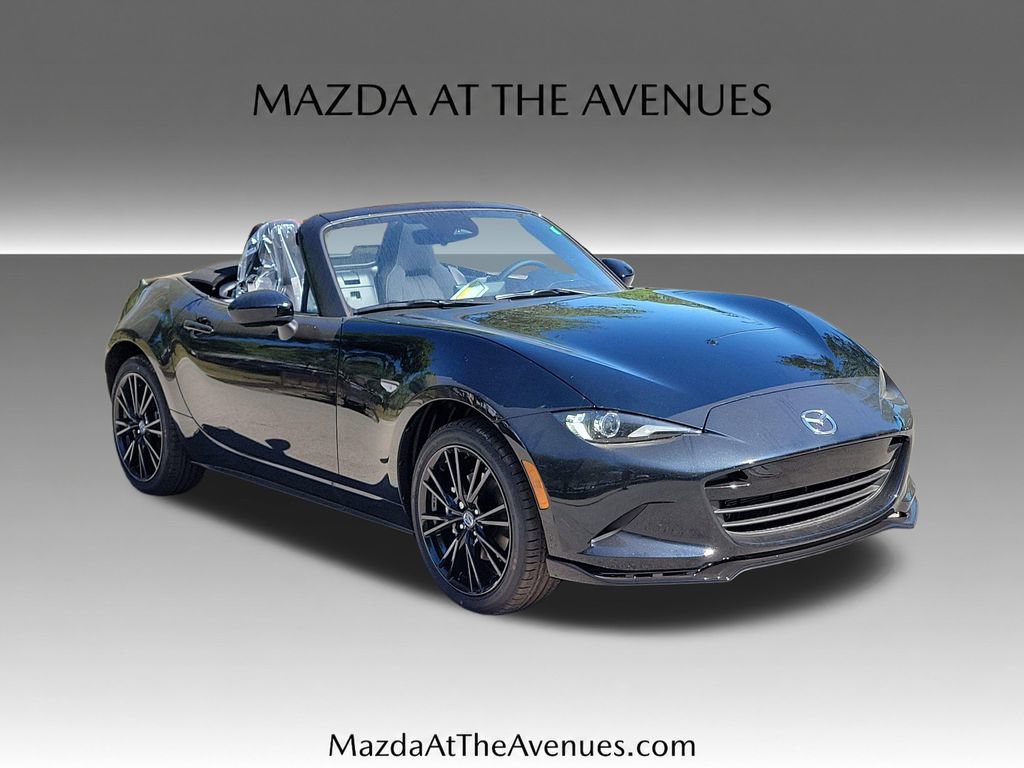 New 2026 MAZDA MX-5 Miata Club w/ Interior Package RWD image 3