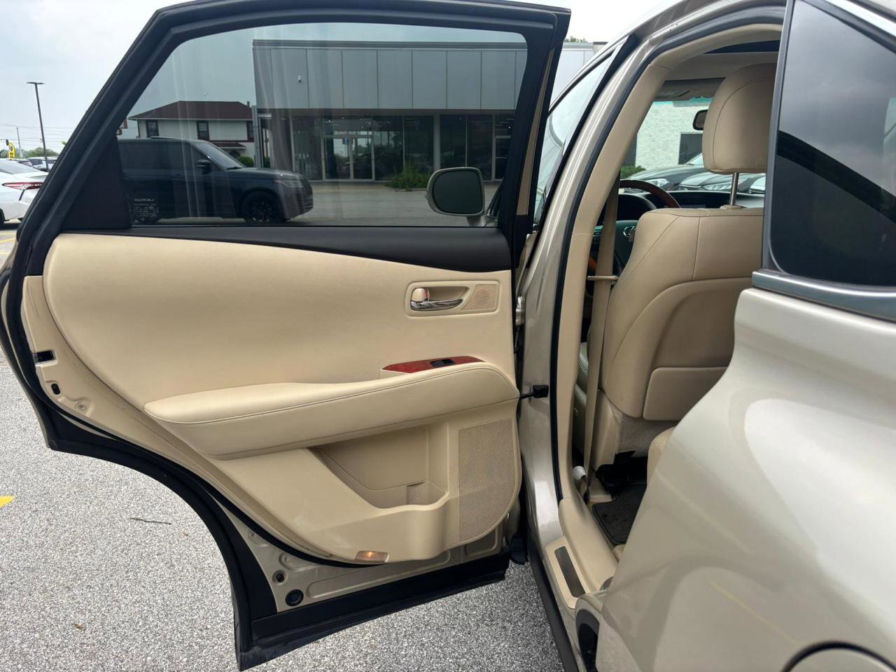 Used 2012 Lexus RX 450h FWD w/ Premium Pkg image 14