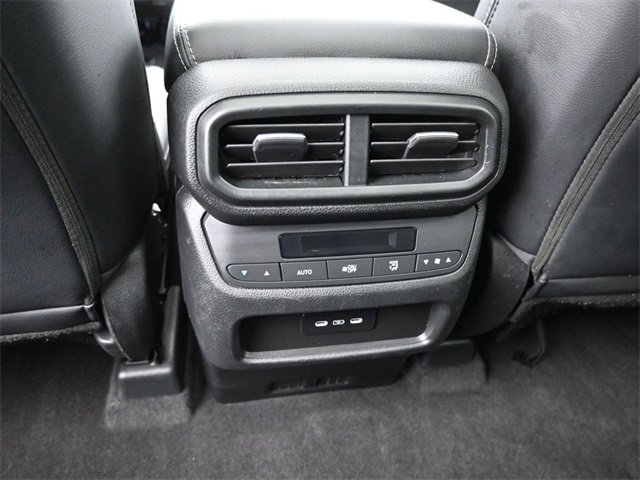 Used 2024 Honda Pilot Touring image 38