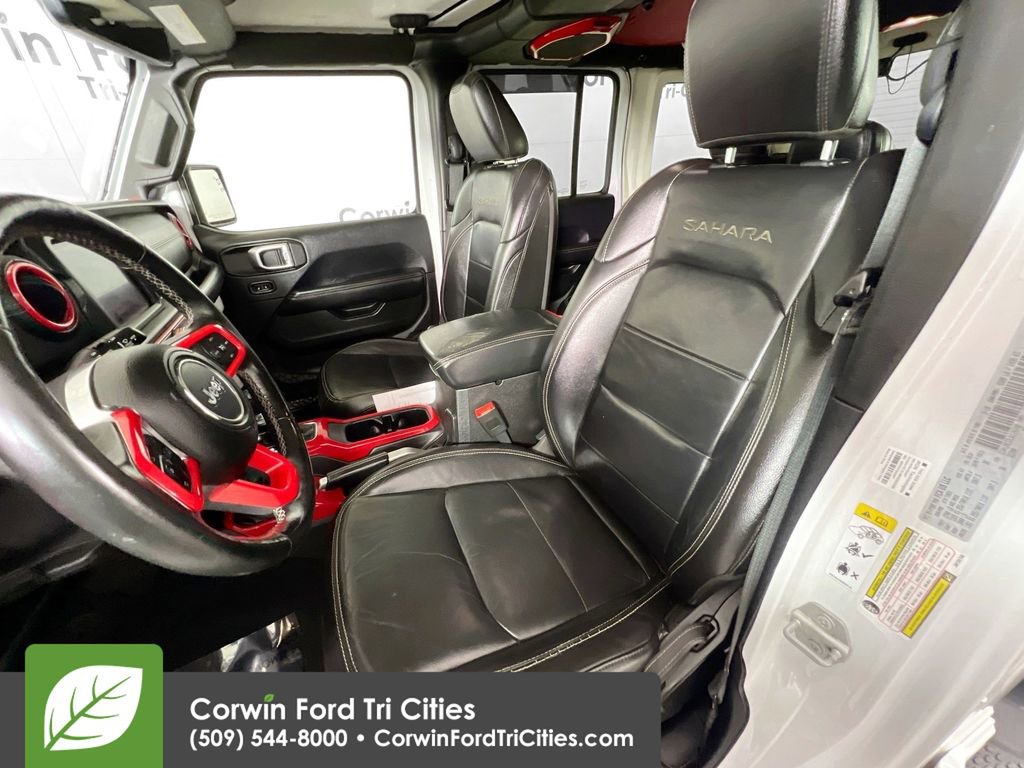 Used 2018 Jeep Wrangler Unlimited Sahara w/ Uconnect 4C Nav & Sound Group image 22