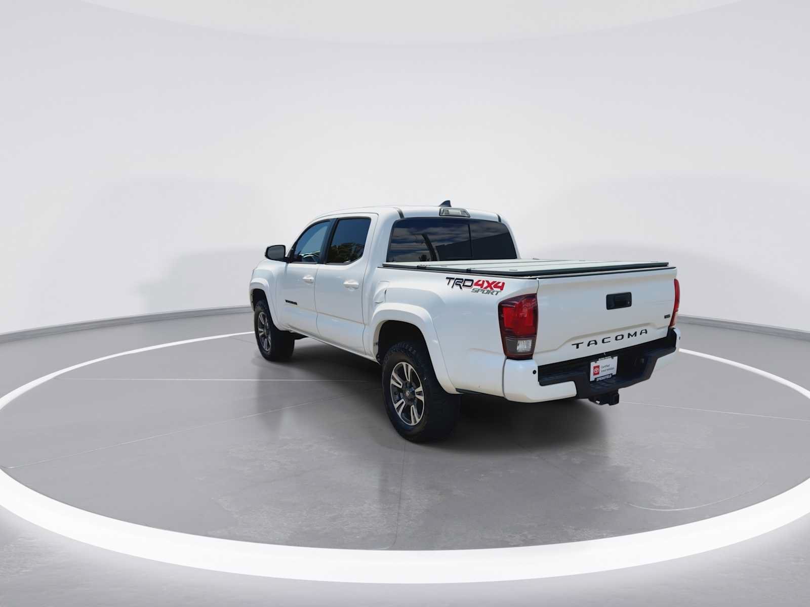 Certified 2019 Toyota Tacoma TRD Sport w/ Technology Package AWD/4WD image 6