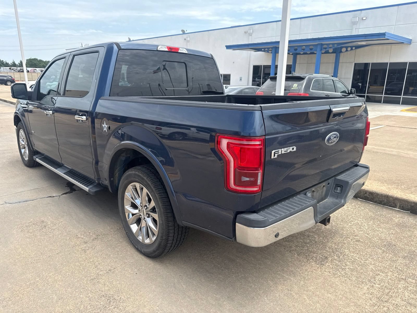 Used 2016 Ford F150 Lariat RWD image 5