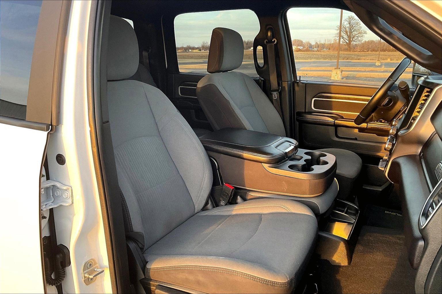 Used 2024 RAM 2500 Big Horn w/ Off Road Package image 8