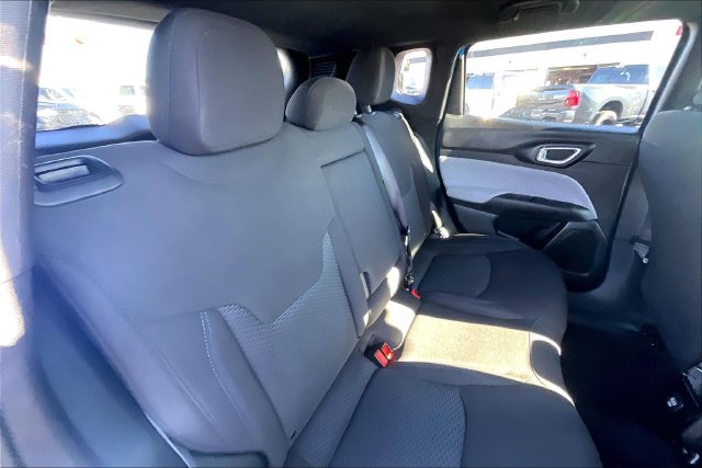 Certified 2025 Jeep Compass Sport AWD/4WD image 29