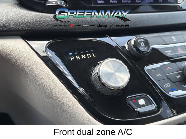 Used 2017 Chrysler Pacifica Touring Plus FWD image 25