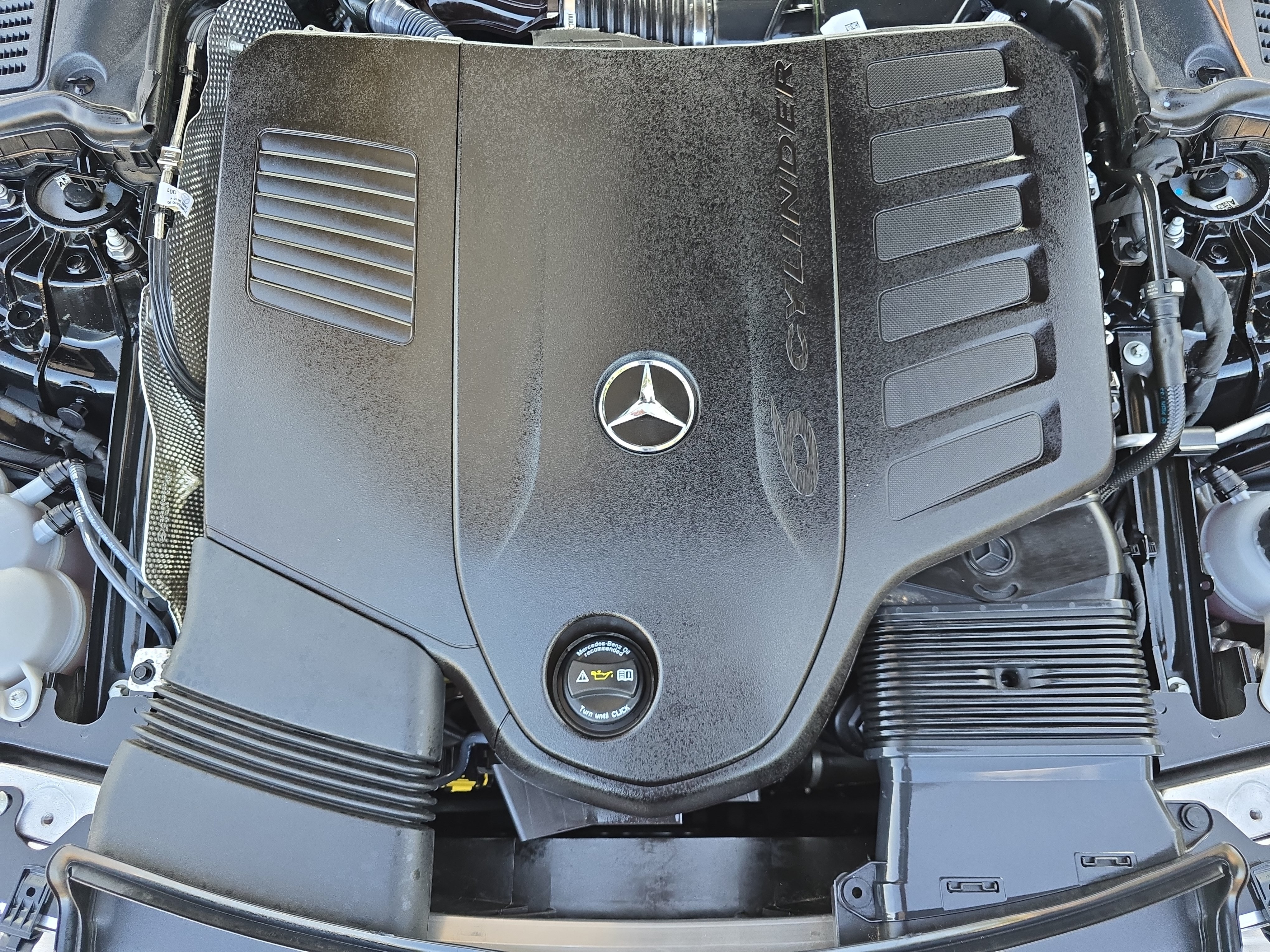 Used 2024 Mercedes-Benz CLE 450 4MATIC Cabriolet image 30
