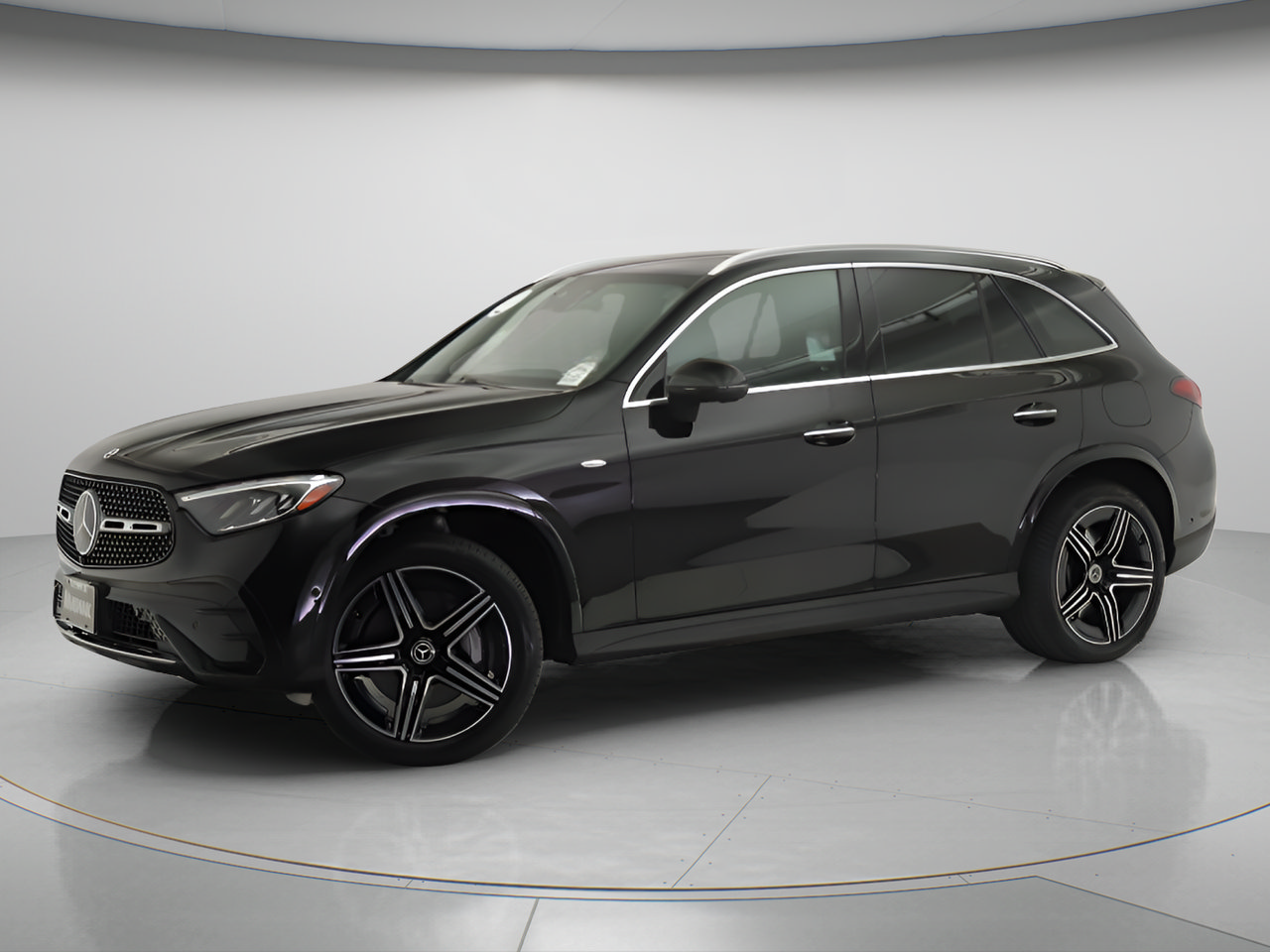 Certified 2025 Mercedes-Benz GLC 350e 4MATIC image 3