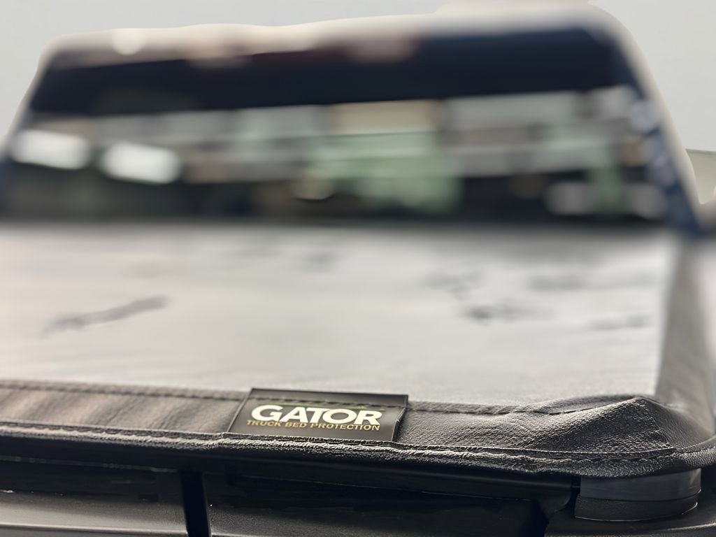 Certified 2022 GMC Sierra 1500 SLT w/ SLT Convenience Package image 15