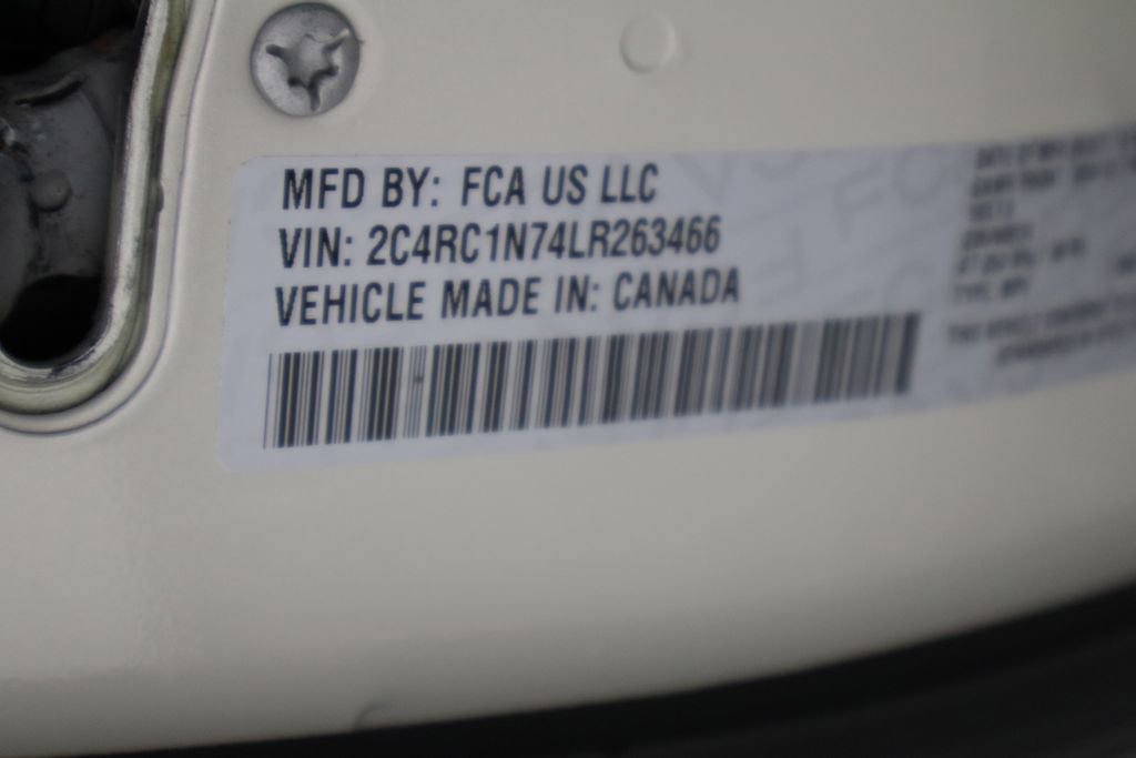 Used 2020 Chrysler Pacifica Limited w/ Advanced Safetytec Group image 46